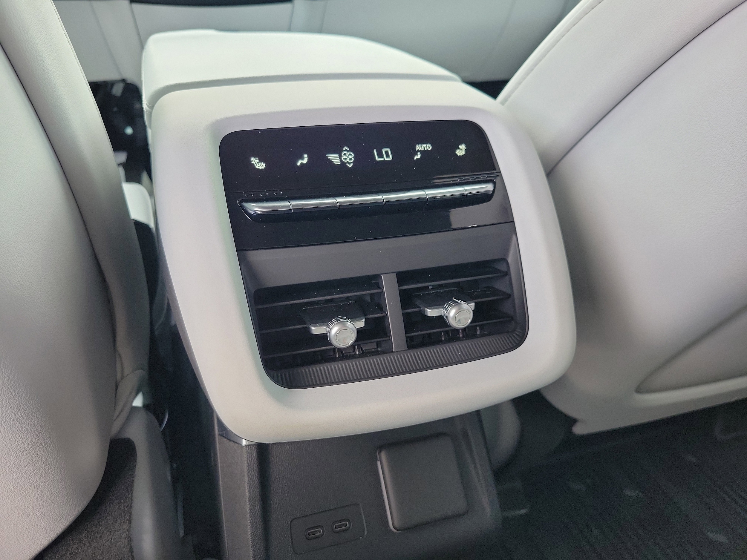 2025 Cadillac LYRIQ Sport 3 - Photo 15