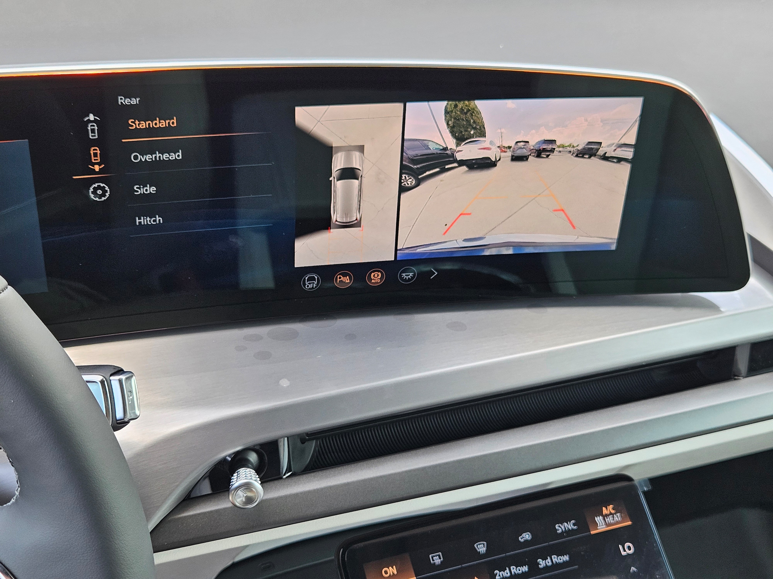 2026 Cadillac VISTIQ Luxury - Photo 28