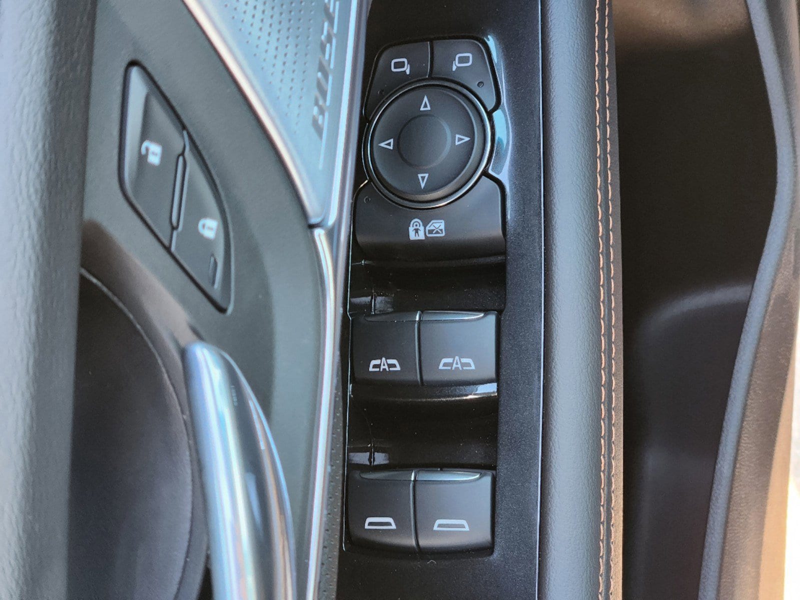 2025 Cadillac CT4 Sport - Photo 18