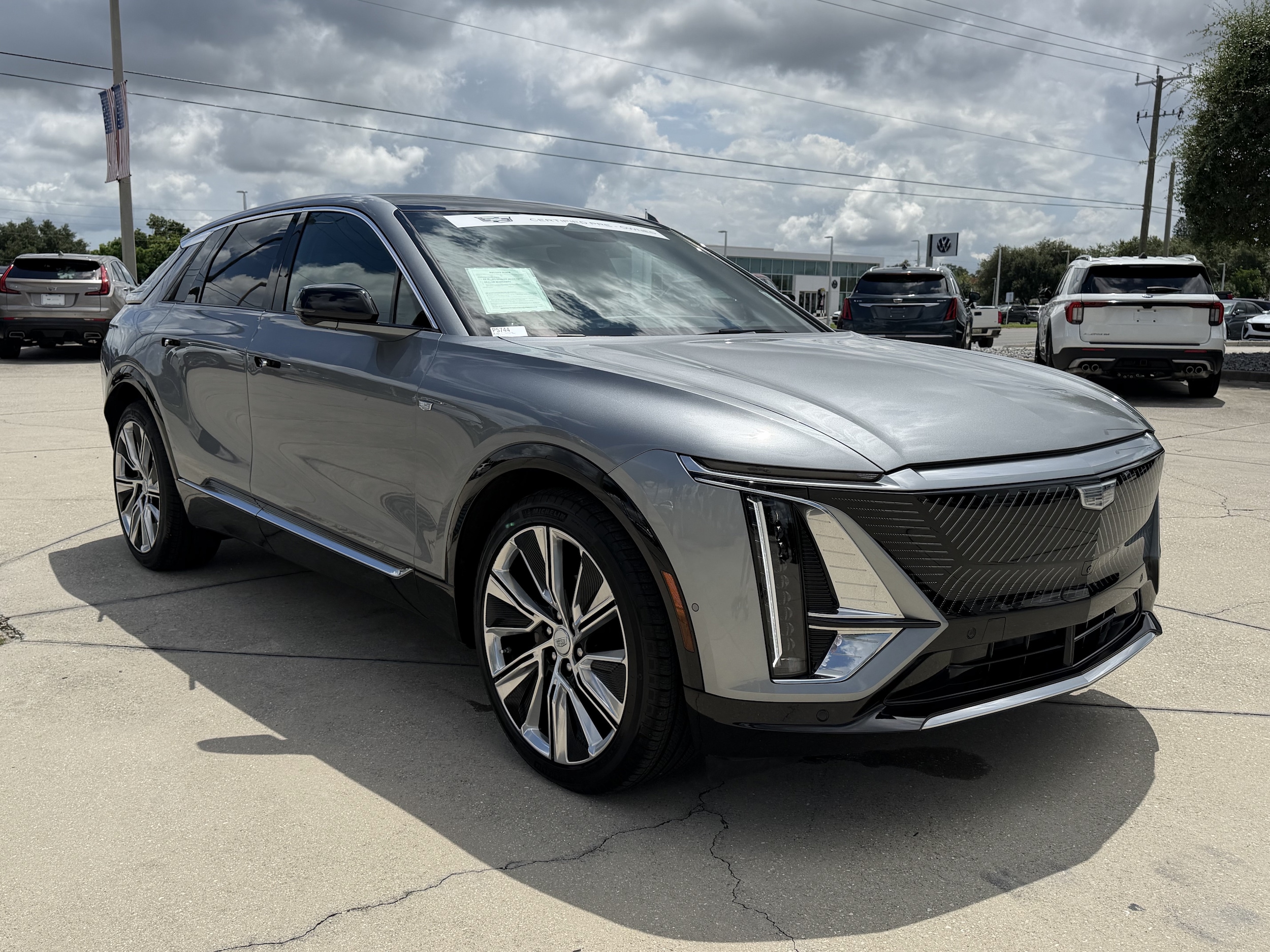 2025 Cadillac LYRIQ