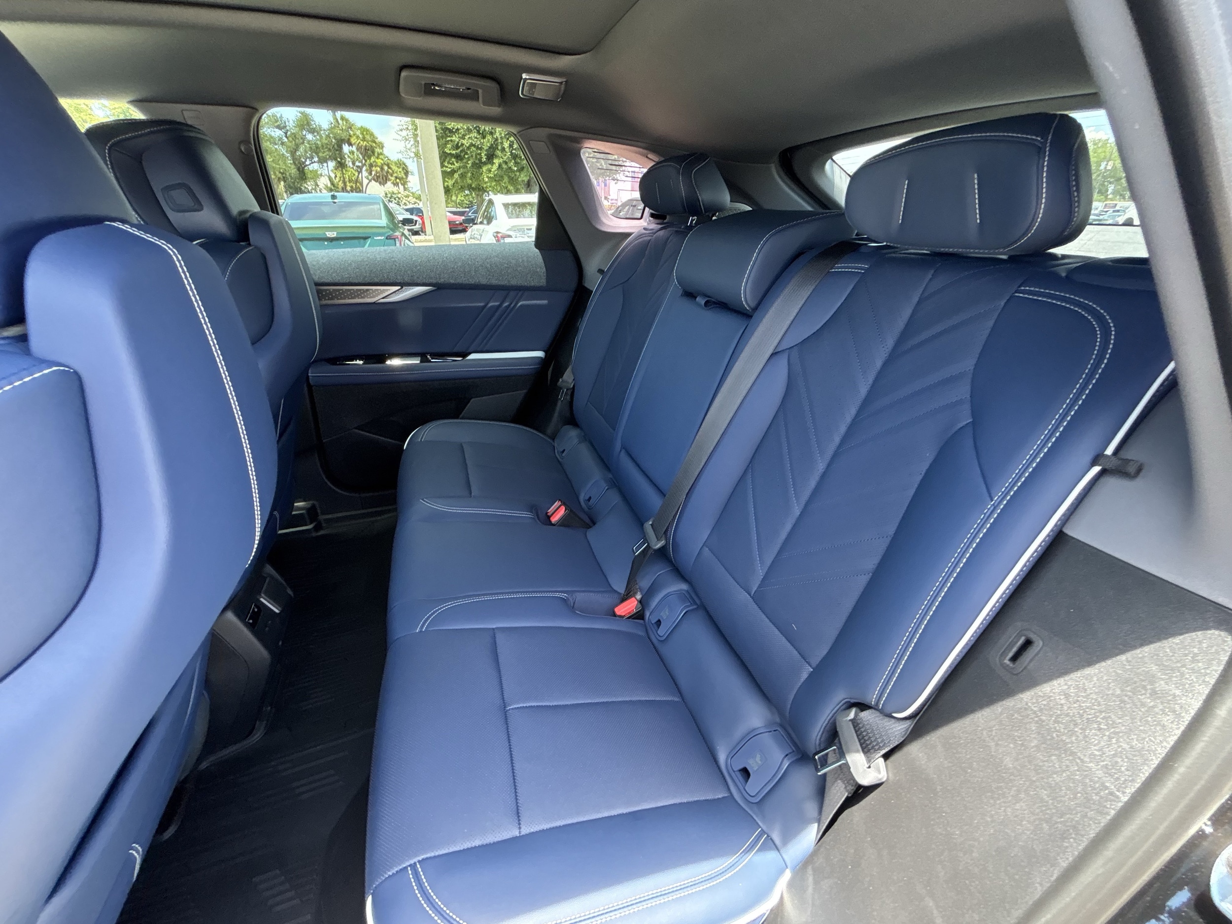 2026 Cadillac OPTIQ Premium Sport - Photo 33