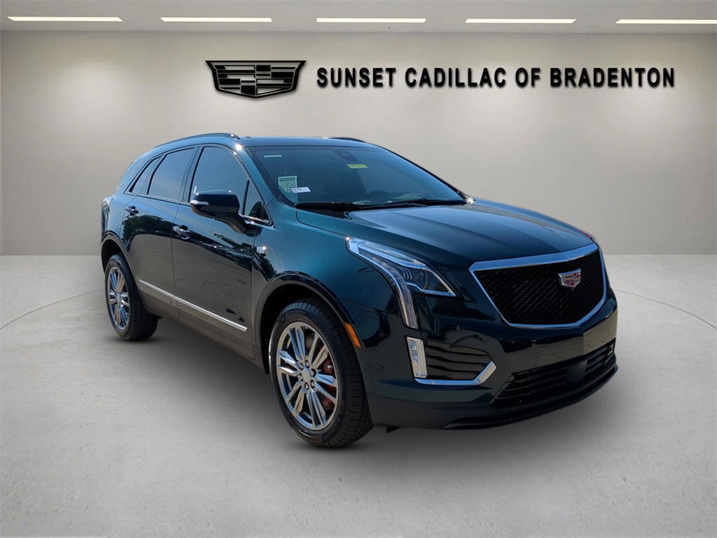 2026 Cadillac XT5 Sport's photo