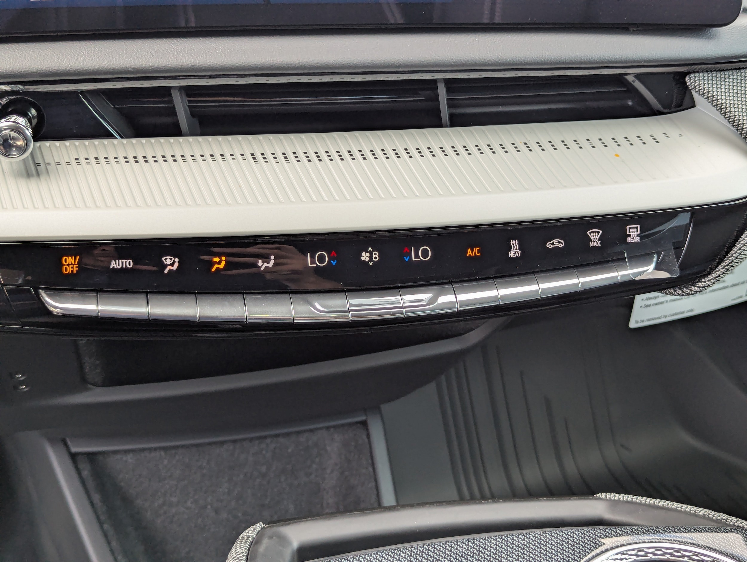 2026 Cadillac OPTIQ Sport - Photo 25