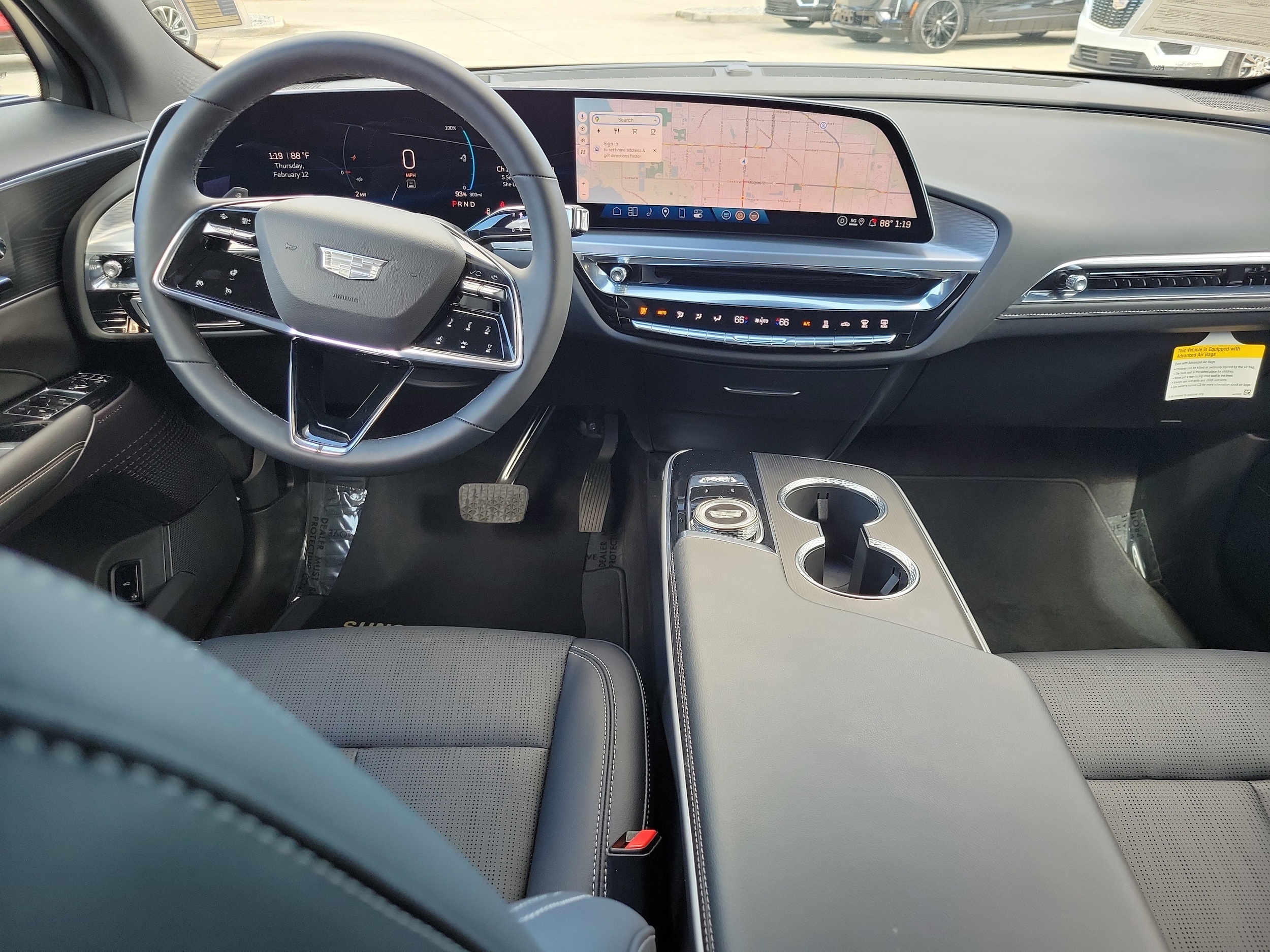 2025 Cadillac LYRIQ Luxury 1 - Photo 13