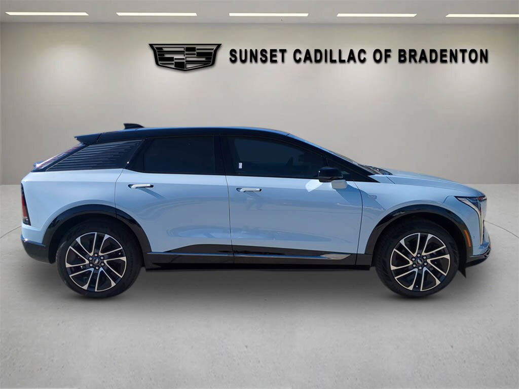 New 2026 CADILLAC OPTIQ Sport SUV