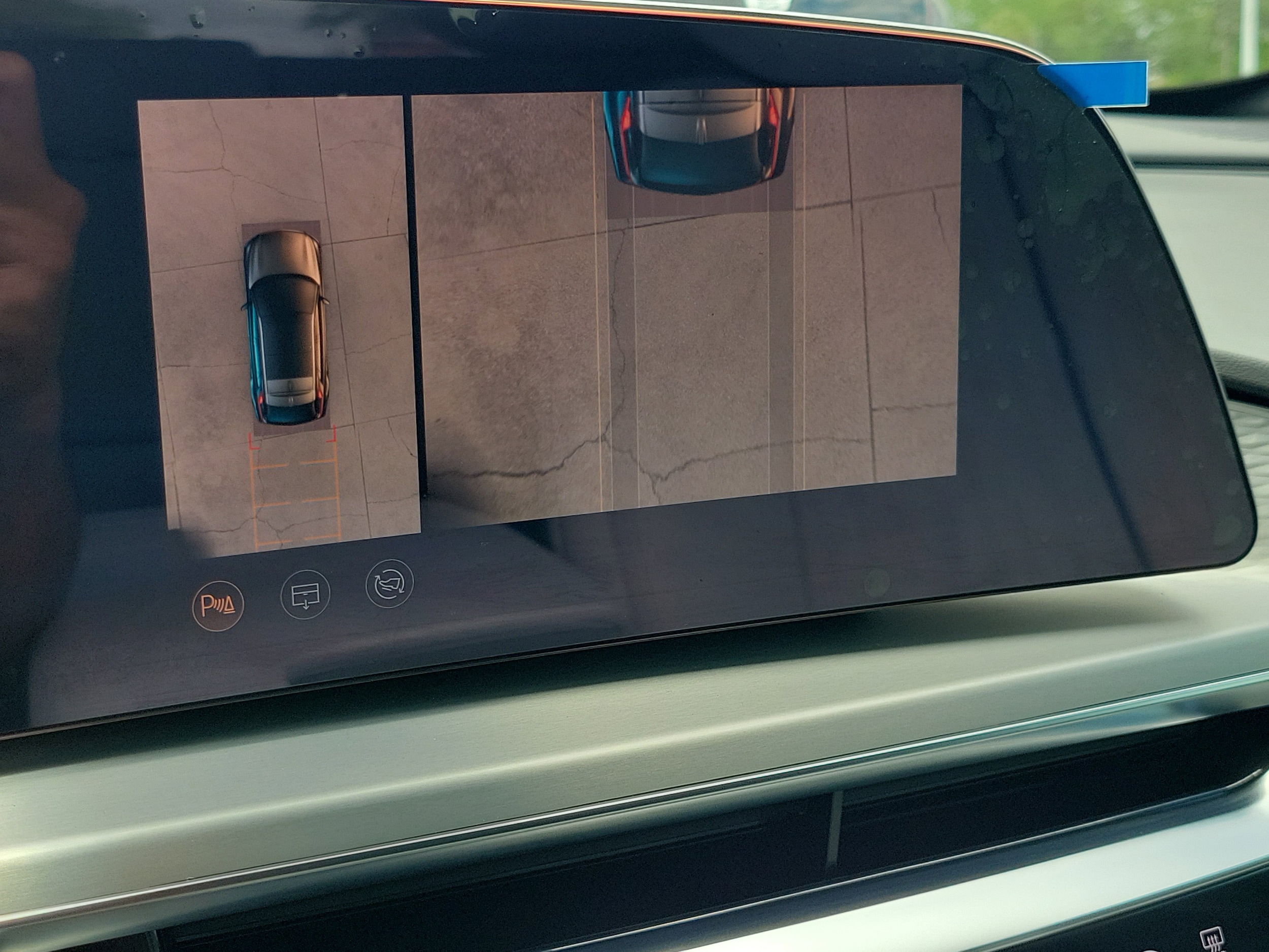 2025 Cadillac LYRIQ Sport 3 - Photo 24