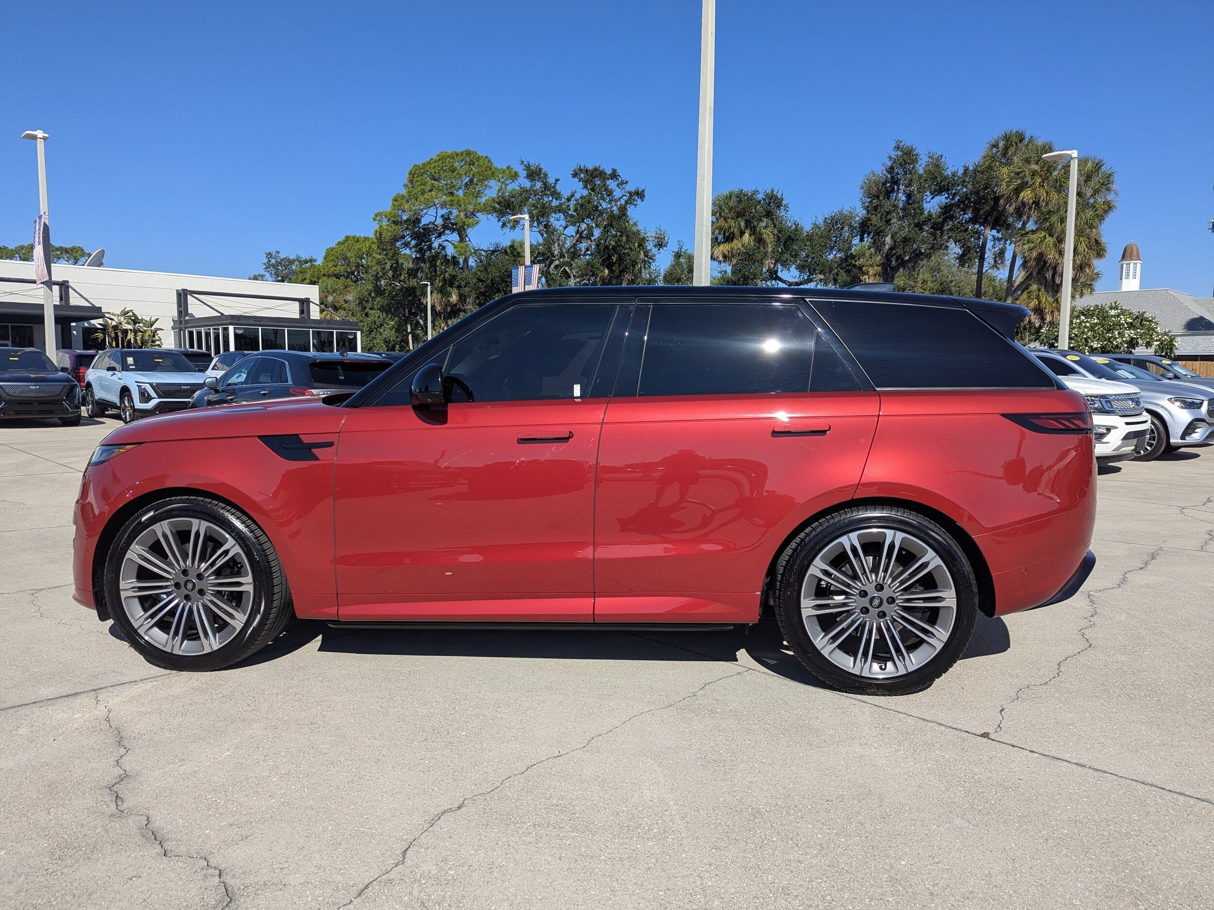 2024 Land Rover Range Rover Sport SE photo 4