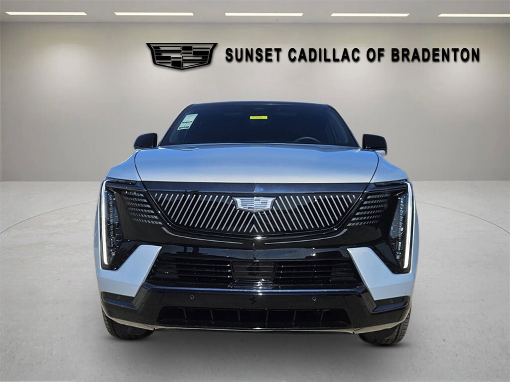 2025 Cadillac Escalade IQ Sport 1 - Photo 2