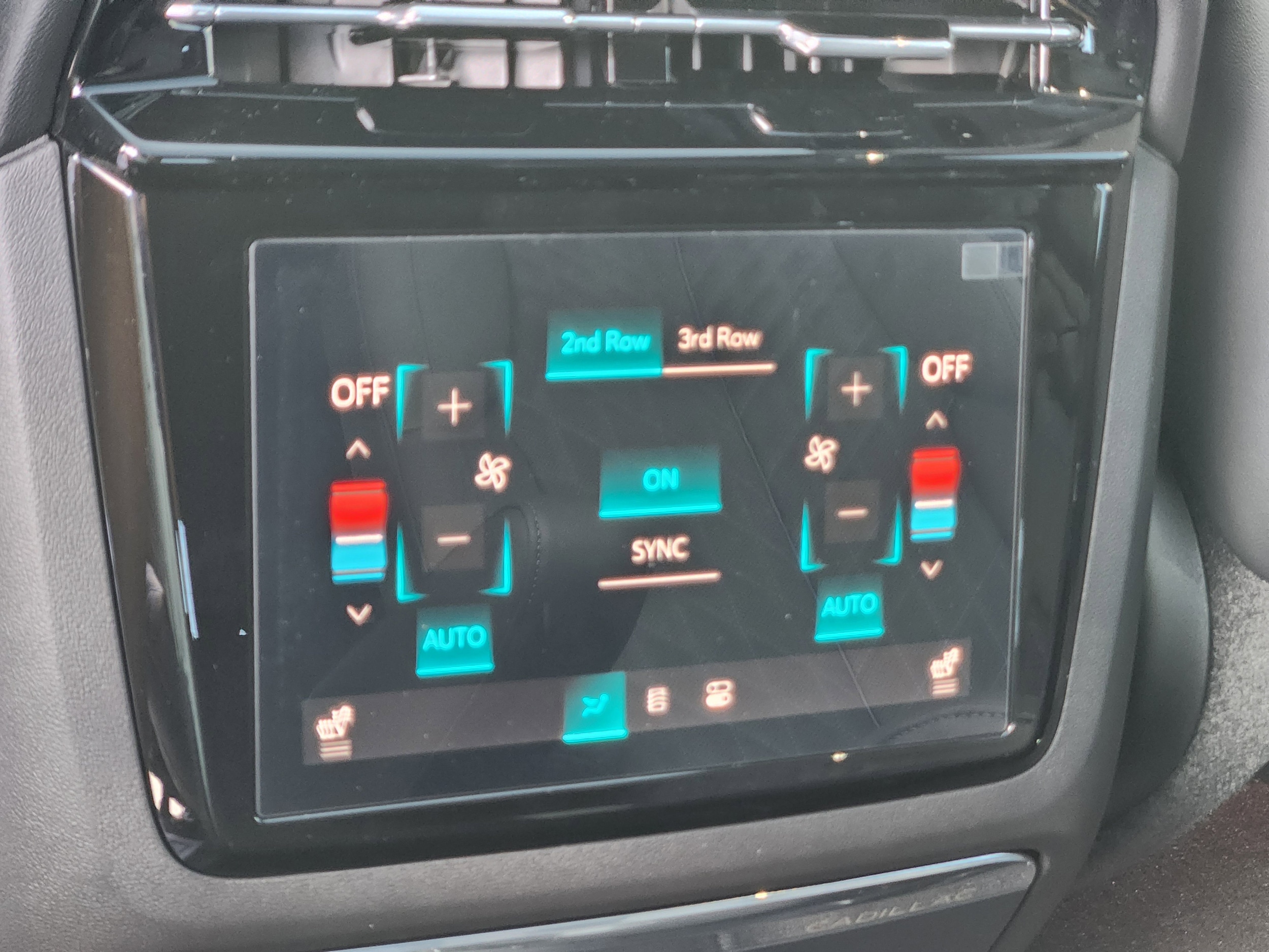 2025 Cadillac Escalade IQ Luxury 1 - Photo 21