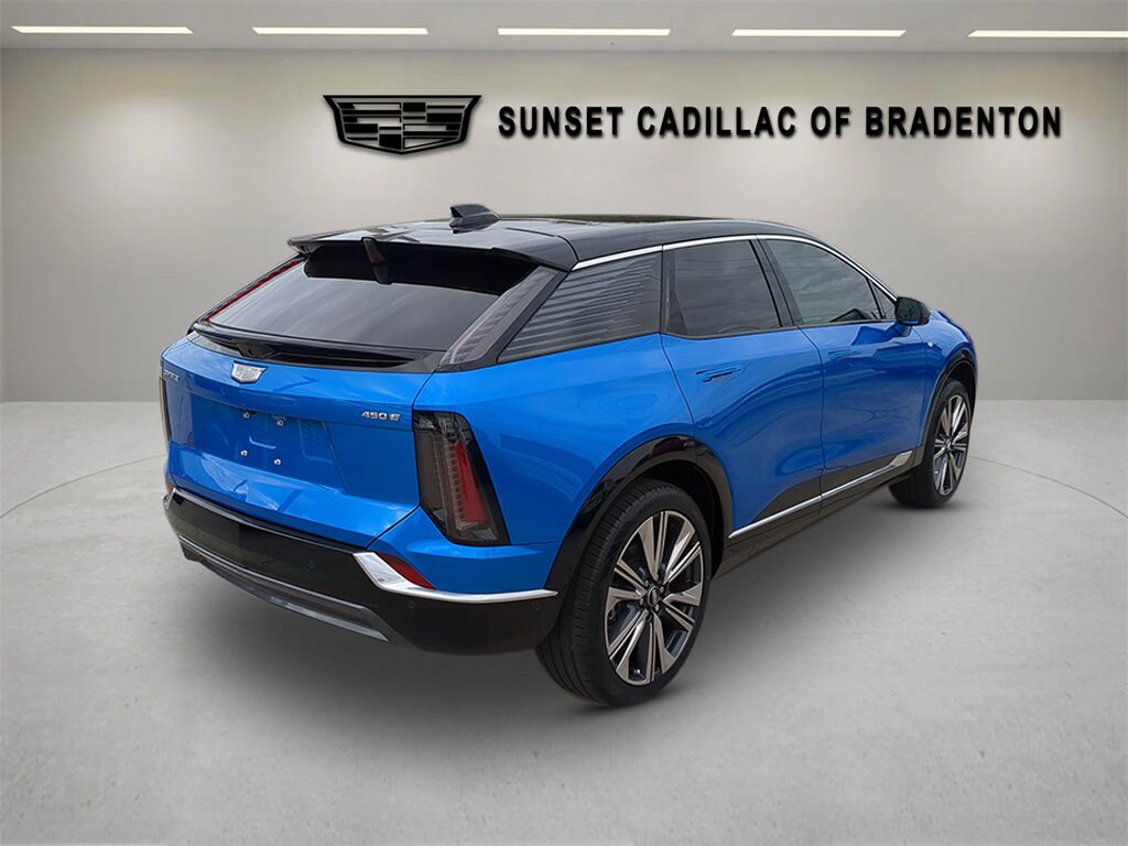 New 2026 CADILLAC OPTIQ Premium Luxury SUV