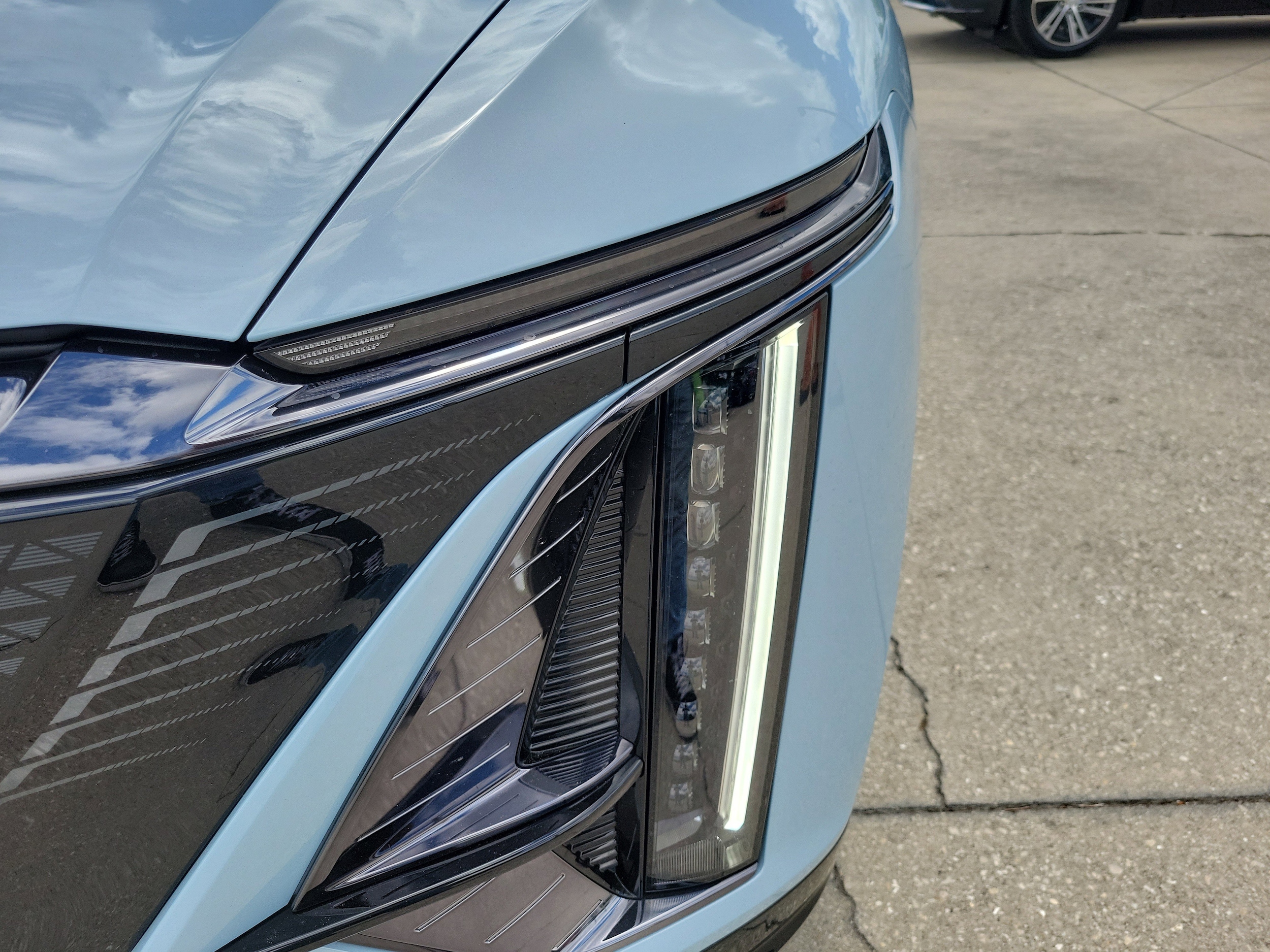 2025 Cadillac LYRIQ Sport 3 - Photo 9