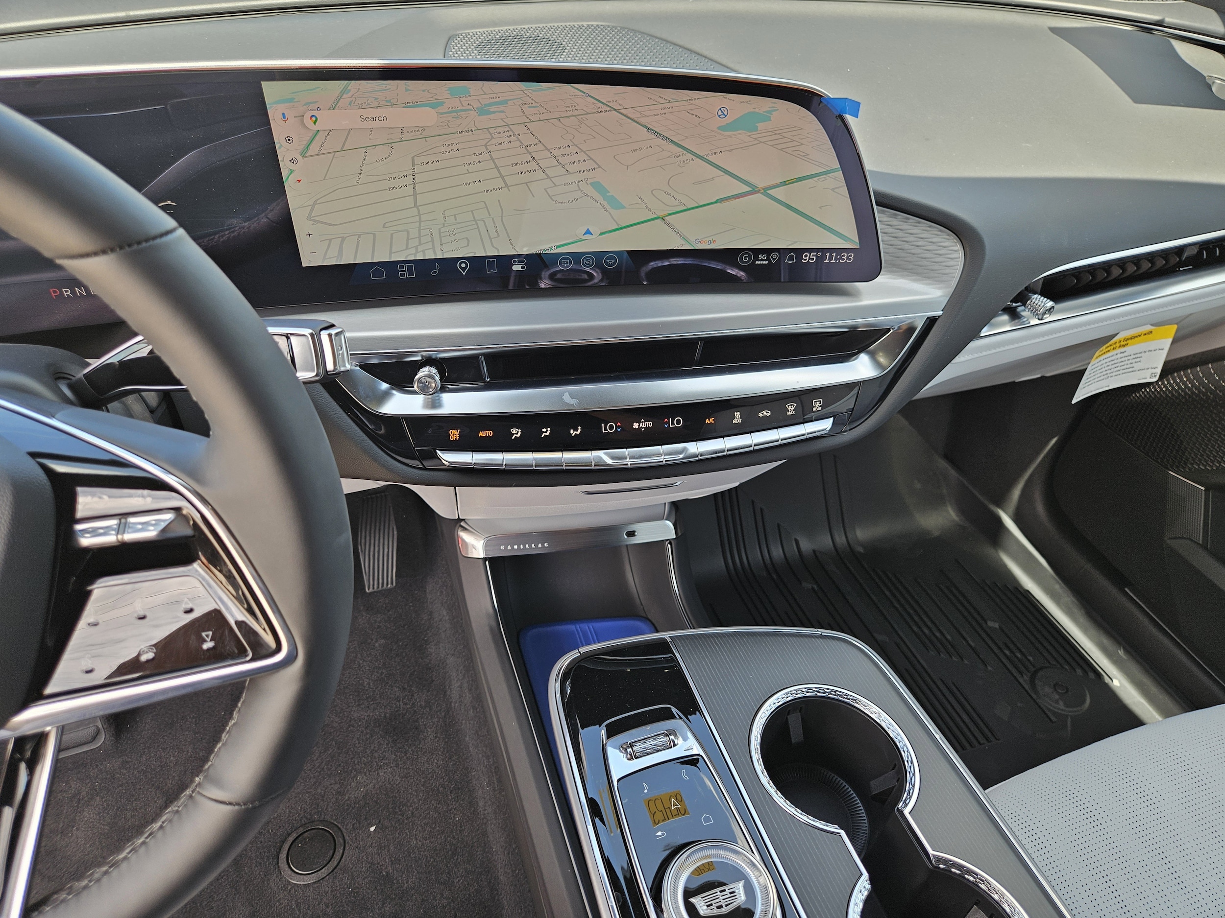 2025 Cadillac LYRIQ Sport 1 - Photo 25
