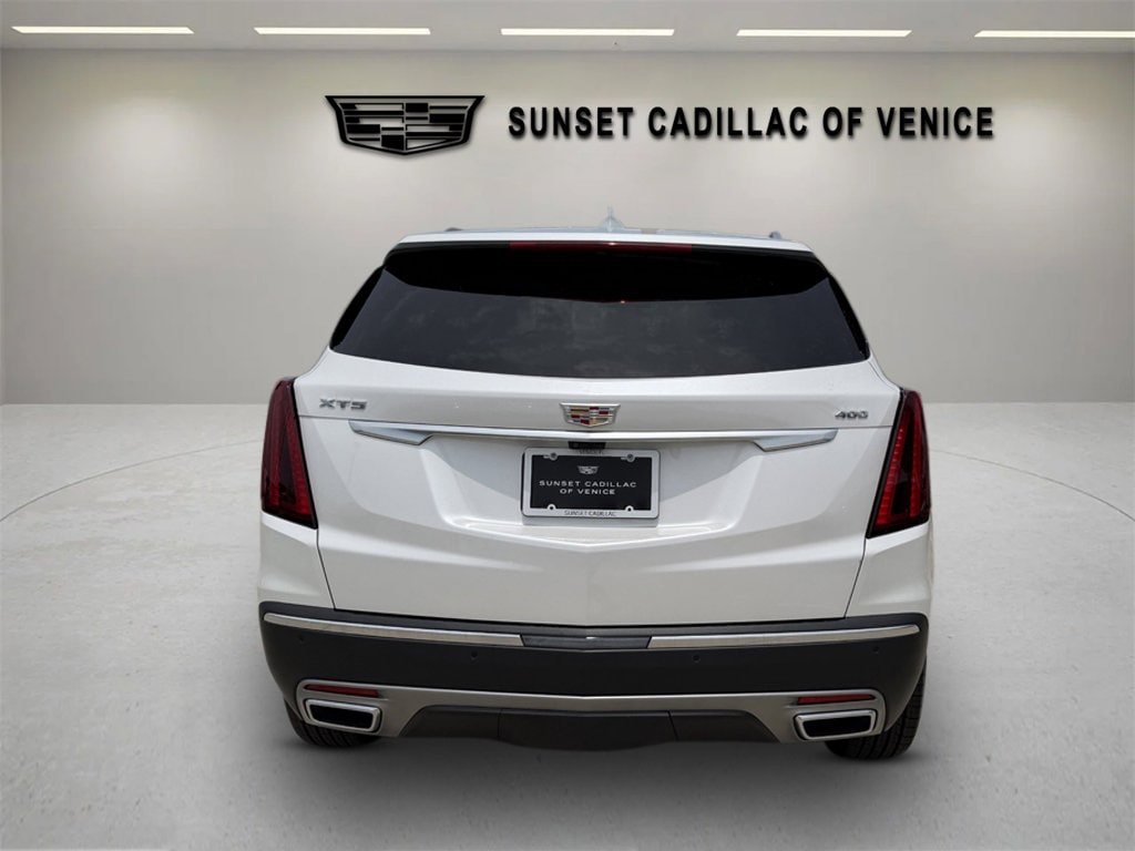 New 2026 CADILLAC XT5 Premium Luxury SUV