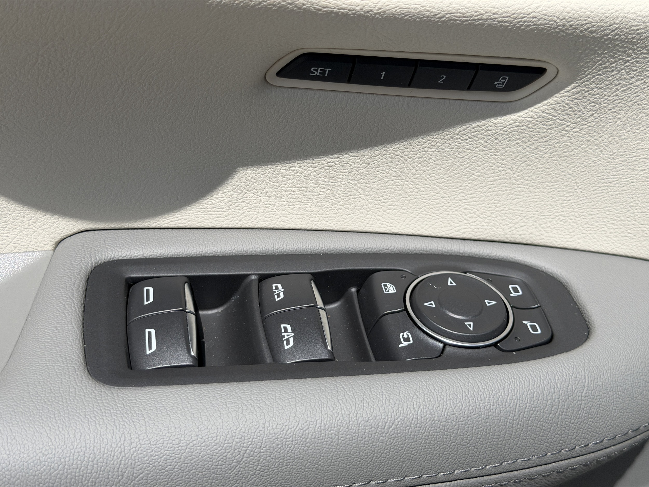 2026 Cadillac XT5 Premium Luxury - Photo 18