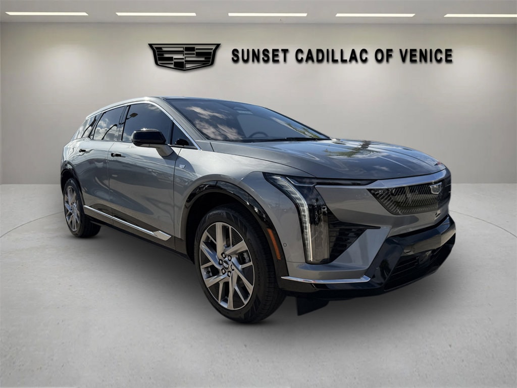2026 Cadillac OPTIQ Luxury's photo