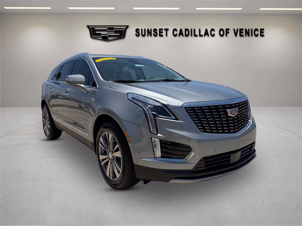 New 2026 CADILLAC XT5 Premium Luxury SUV