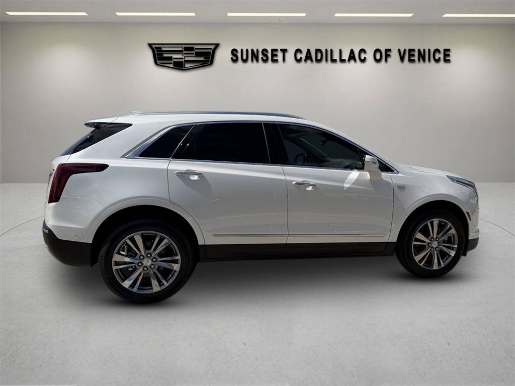 New 2026 CADILLAC XT5 Premium Luxury SUV