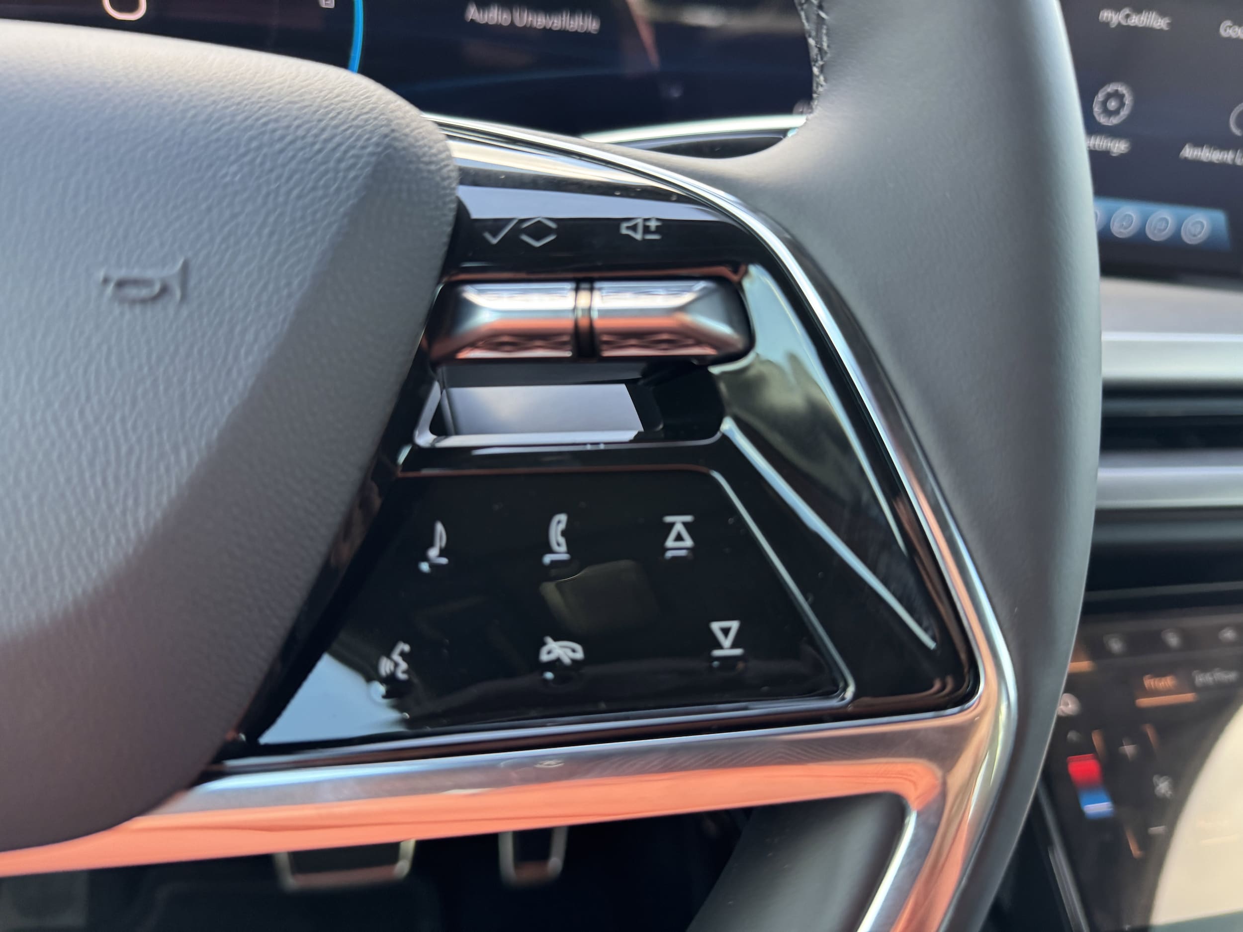 2026 Cadillac VISTIQ Sport - Photo 30