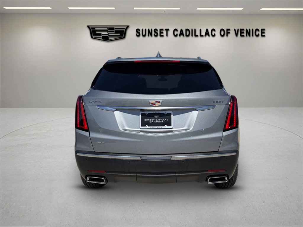New 2026 CADILLAC XT5 Luxury SUV