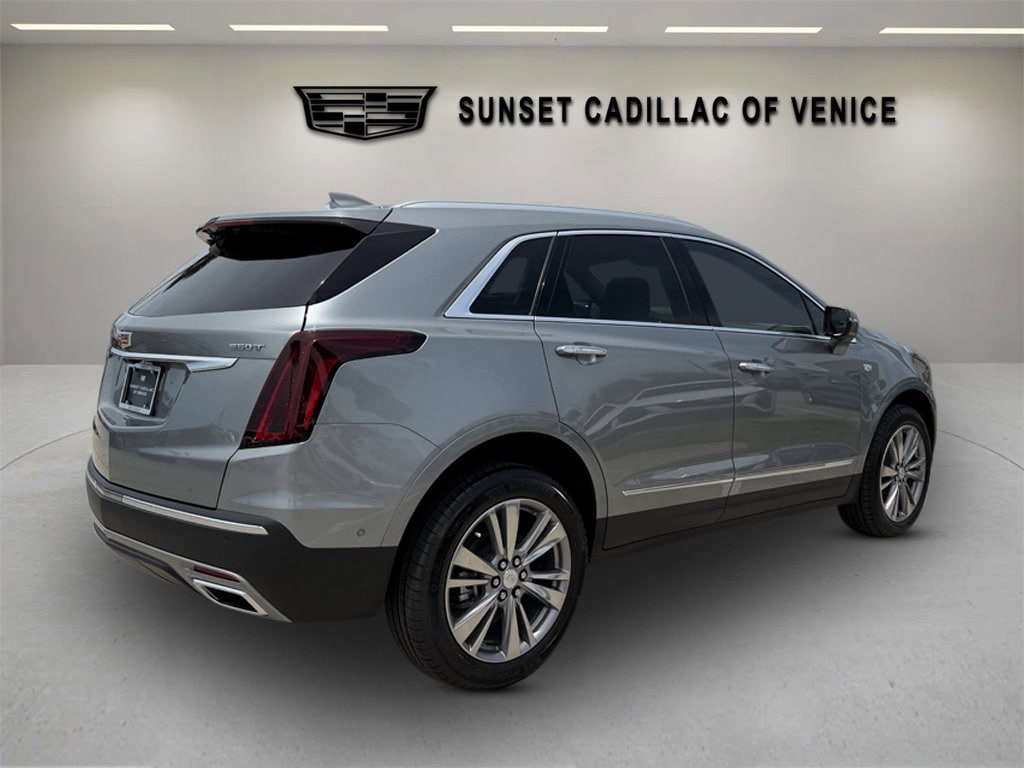 New 2026 CADILLAC XT5 Premium Luxury SUV