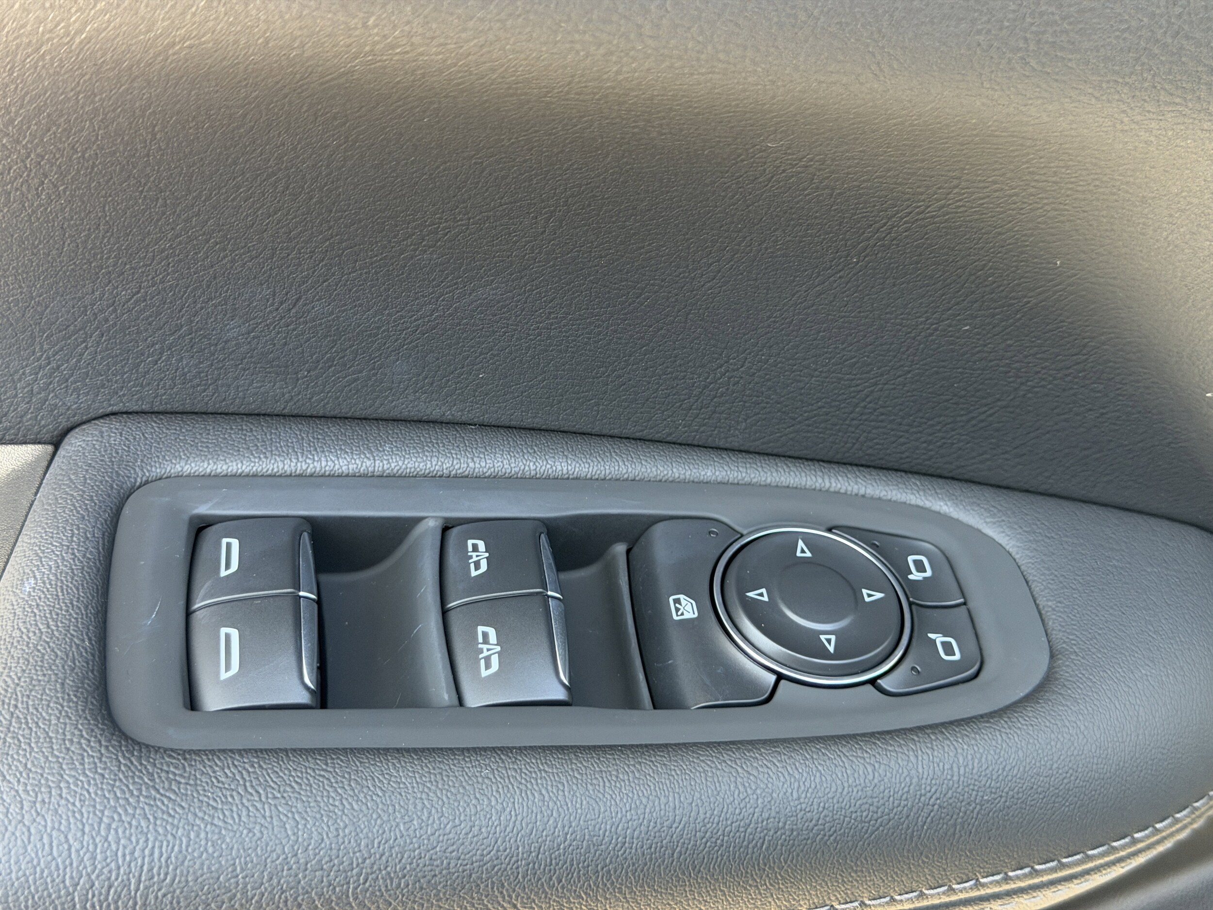 2026 Cadillac XT5 Luxury - Photo 17