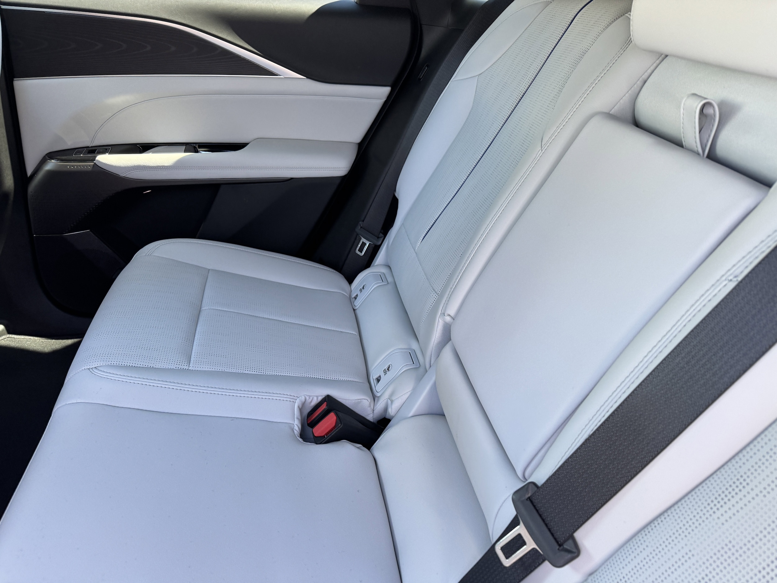 2026 Cadillac LYRIQ Sport - Photo 18