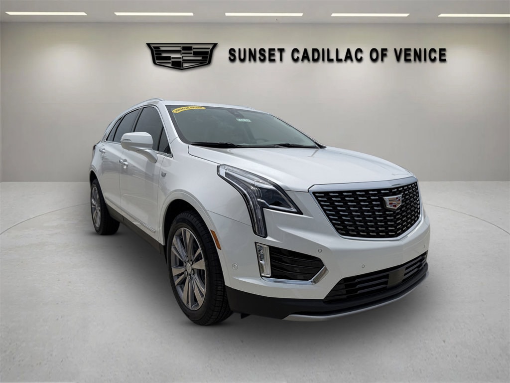 New 2026 CADILLAC XT5 Premium Luxury SUV