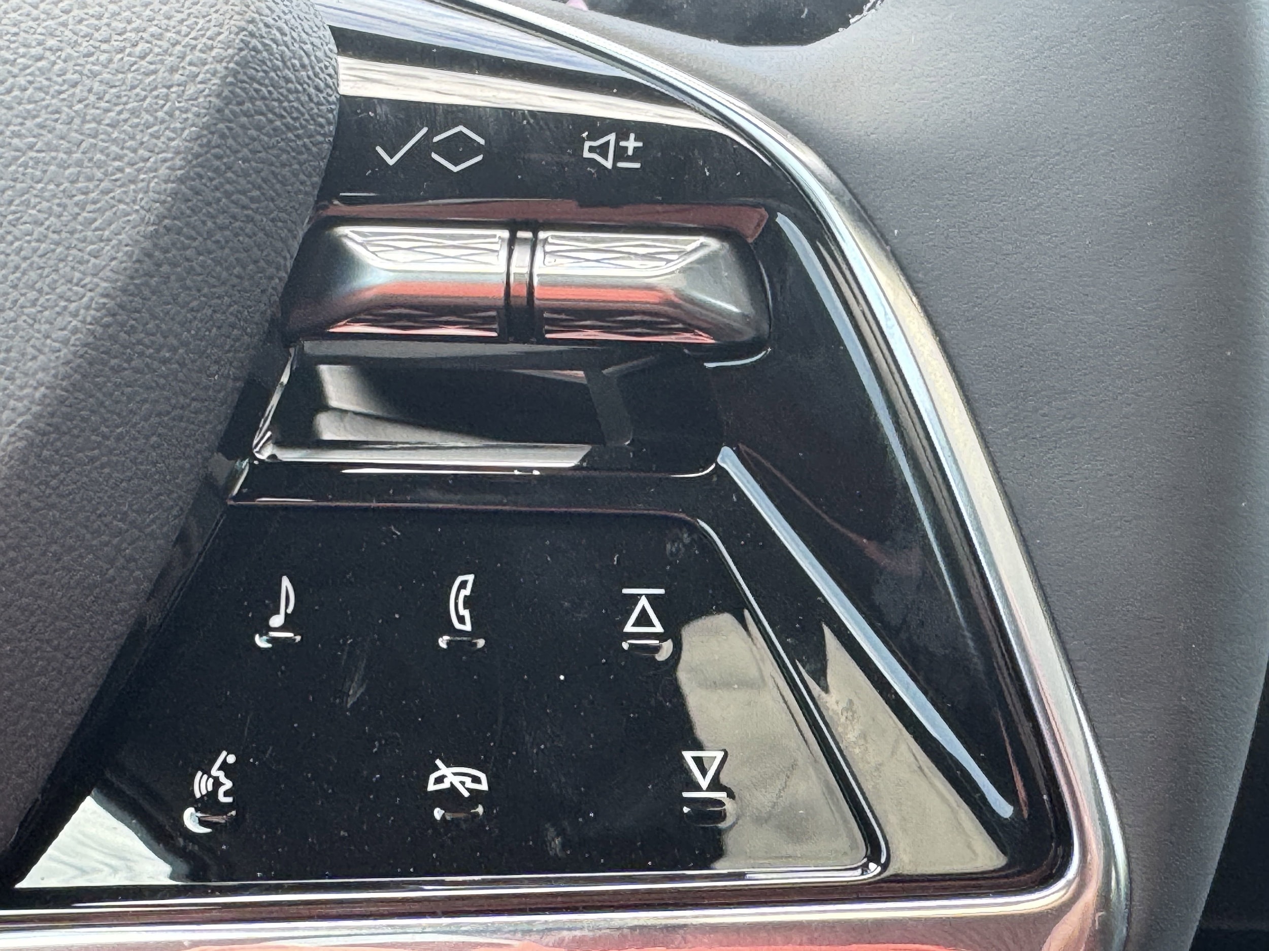 2025 Cadillac Escalade IQ Luxury 1 - Photo 29