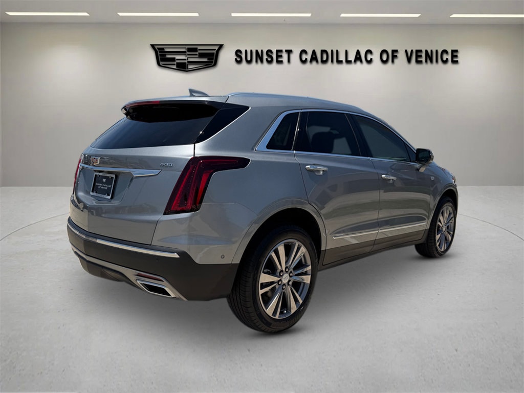 New 2026 CADILLAC XT5 Premium Luxury SUV