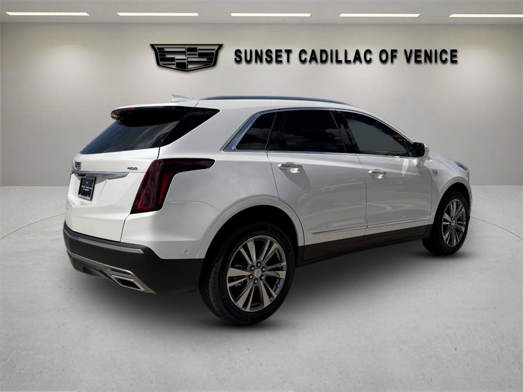 New 2026 CADILLAC XT5 Premium Luxury SUV