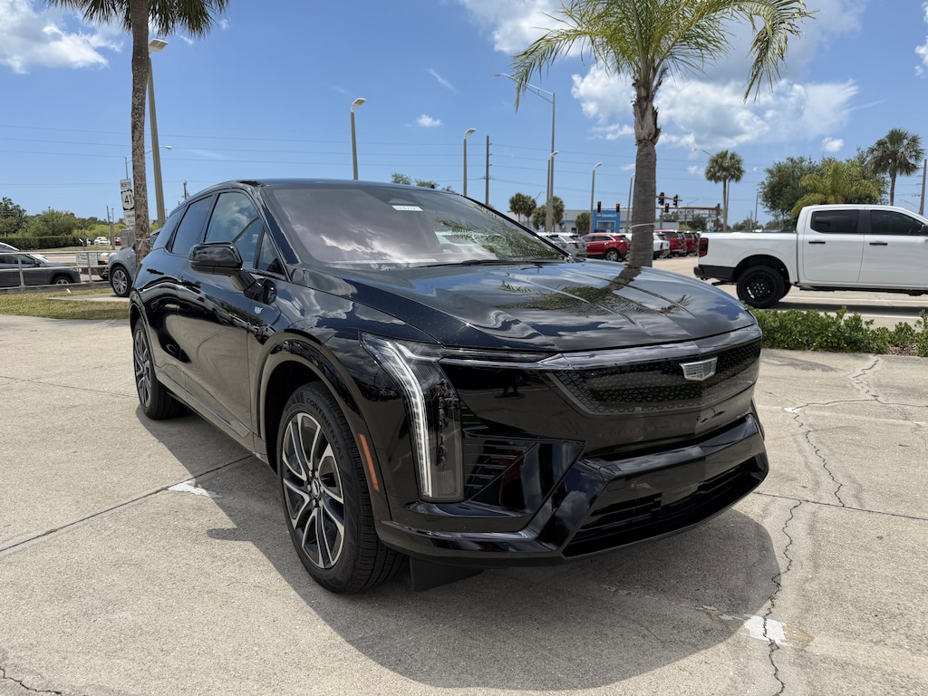New 2026 CADILLAC OPTIQ Sport SUV