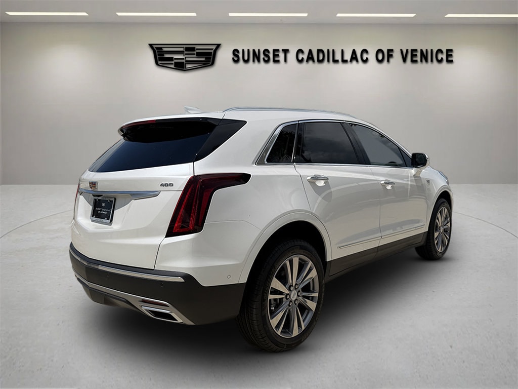 New 2026 CADILLAC XT5 Premium Luxury SUV