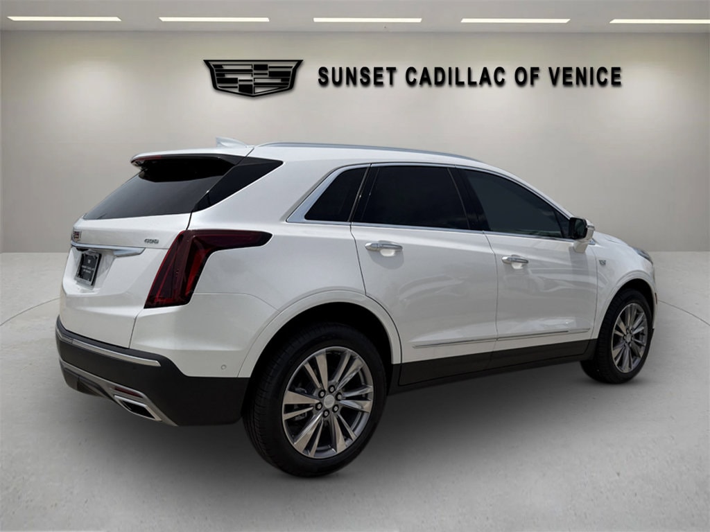 New 2026 CADILLAC XT5 Premium Luxury SUV