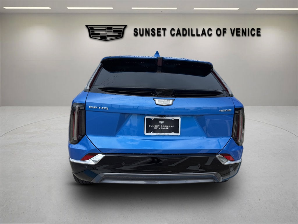 New 2026 CADILLAC OPTIQ Luxury SUV