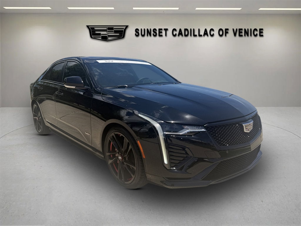 2025 Cadillac CT4 V-Series's photo