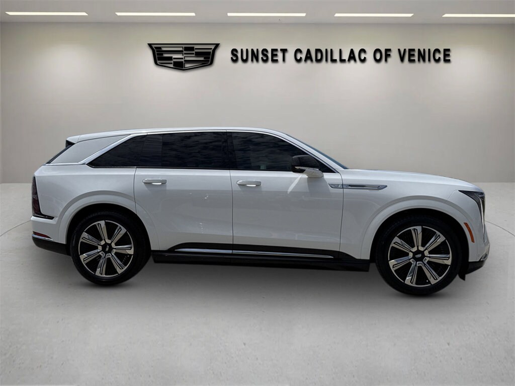 New 2025 CADILLAC ESCALADE IQ Luxury 1 SUV