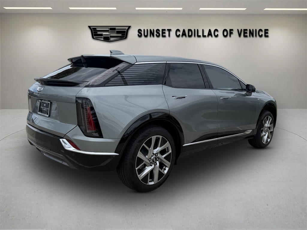New 2027 CADILLAC OPTIQ Luxury SUV