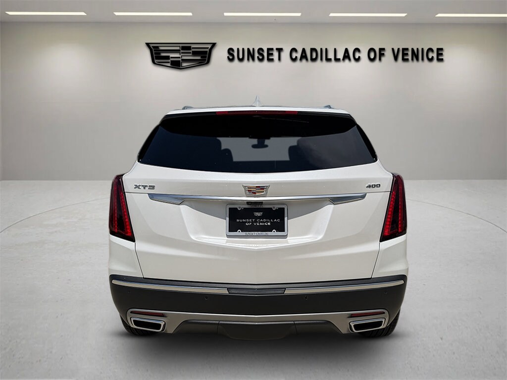 New 2026 CADILLAC XT5 Premium Luxury SUV