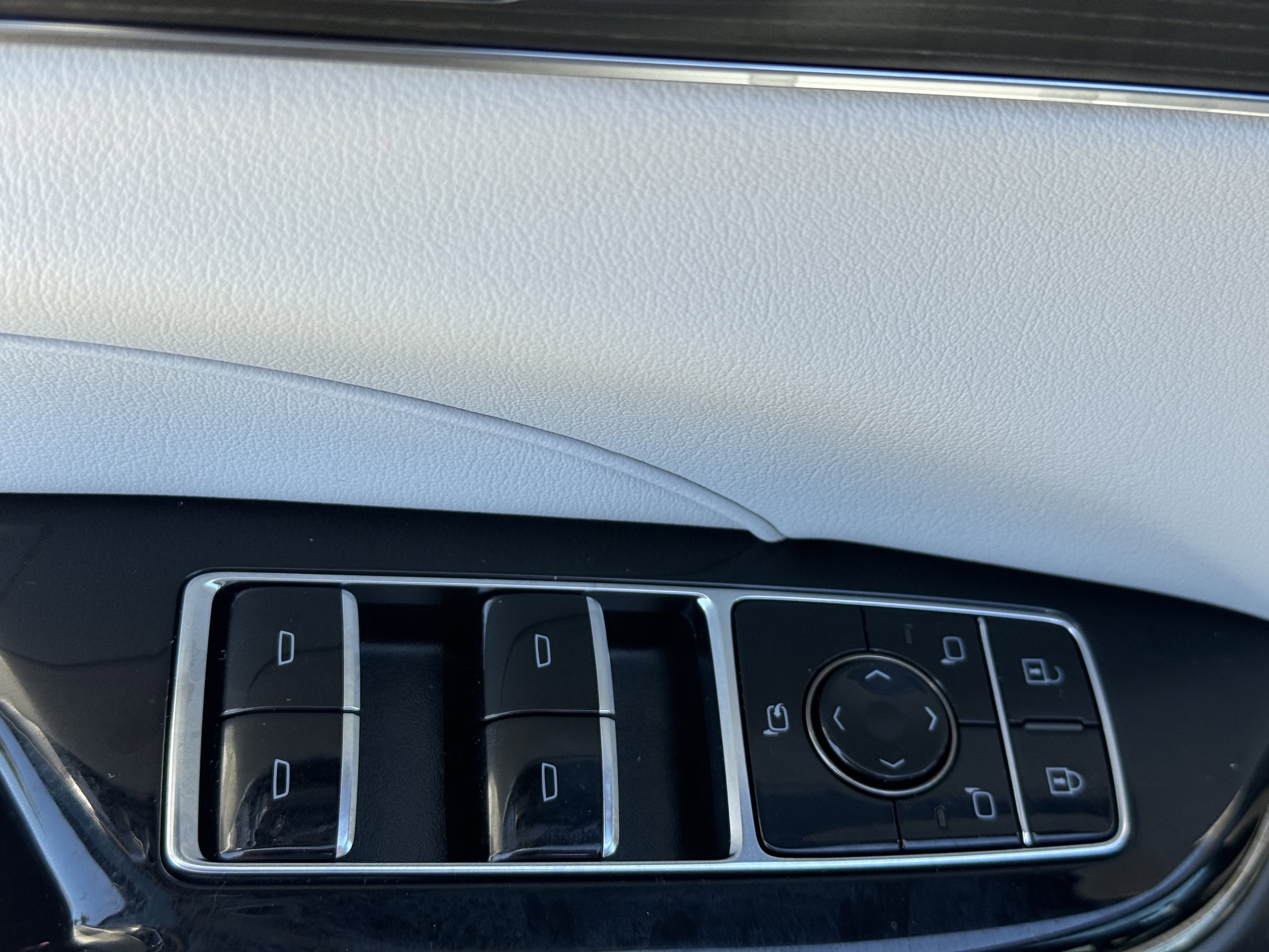 2026 Cadillac LYRIQ Luxury - Photo 19