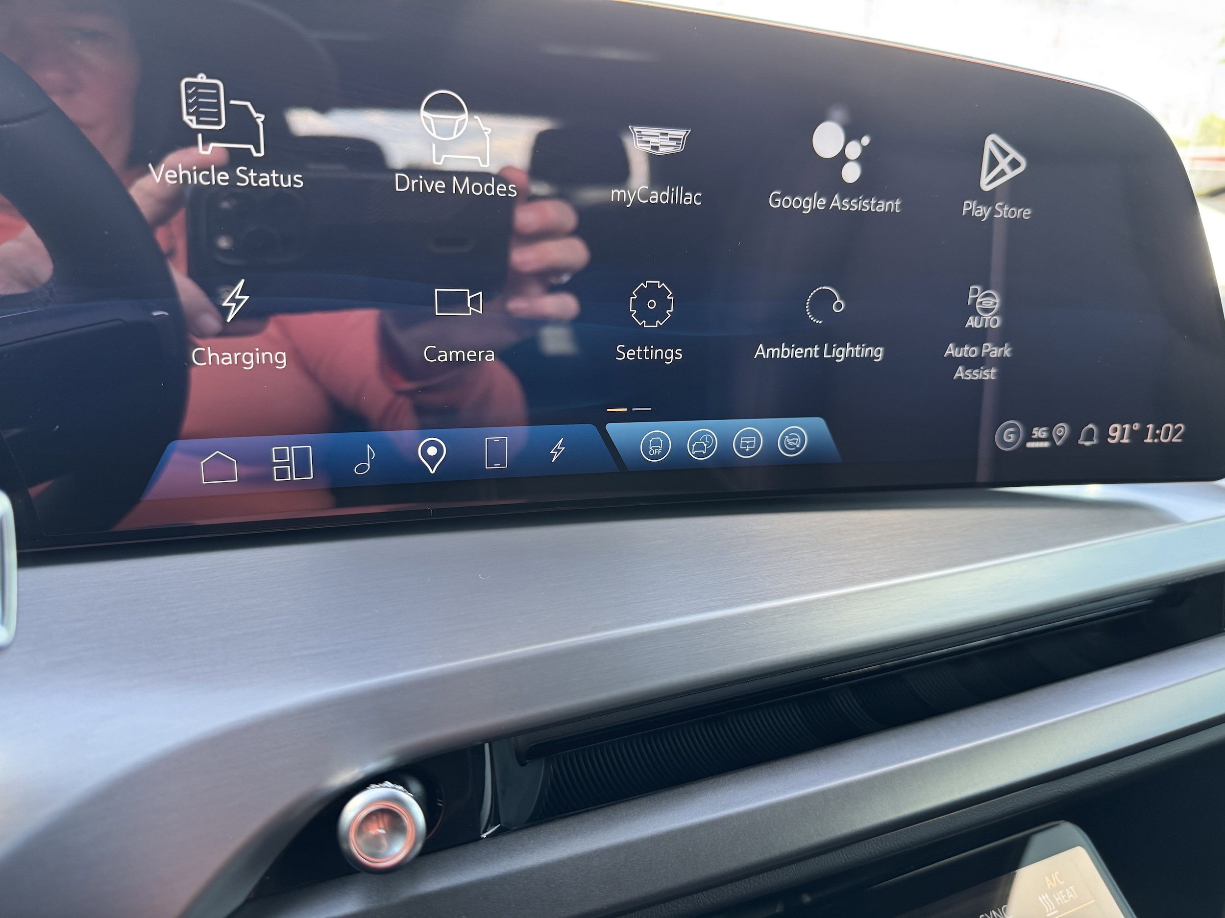 2026 Cadillac VISTIQ Sport - Photo 24