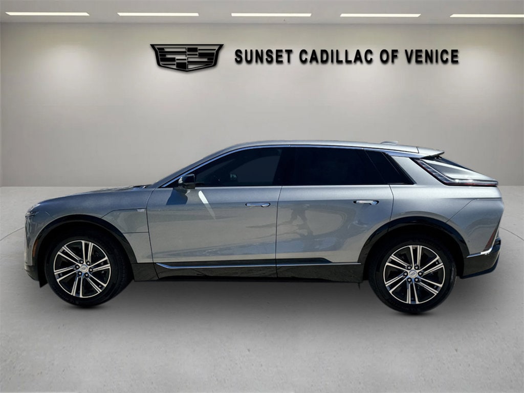 2026 Cadillac LYRIQ Luxury - Photo 6