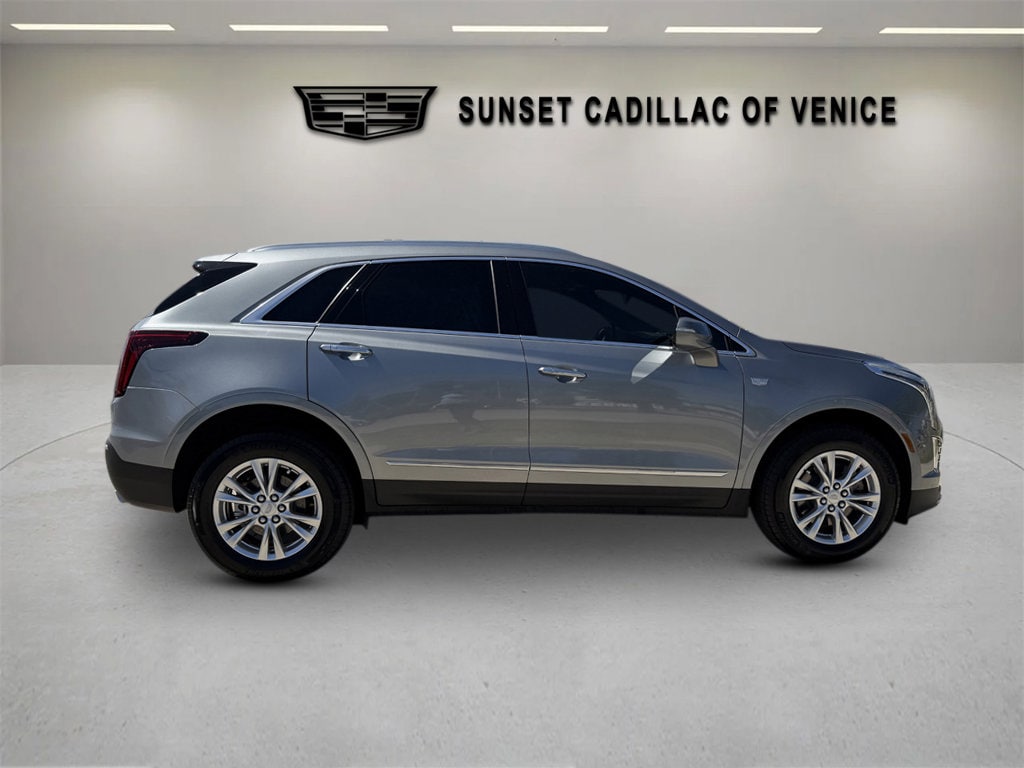 New 2026 CADILLAC XT5 Luxury SUV