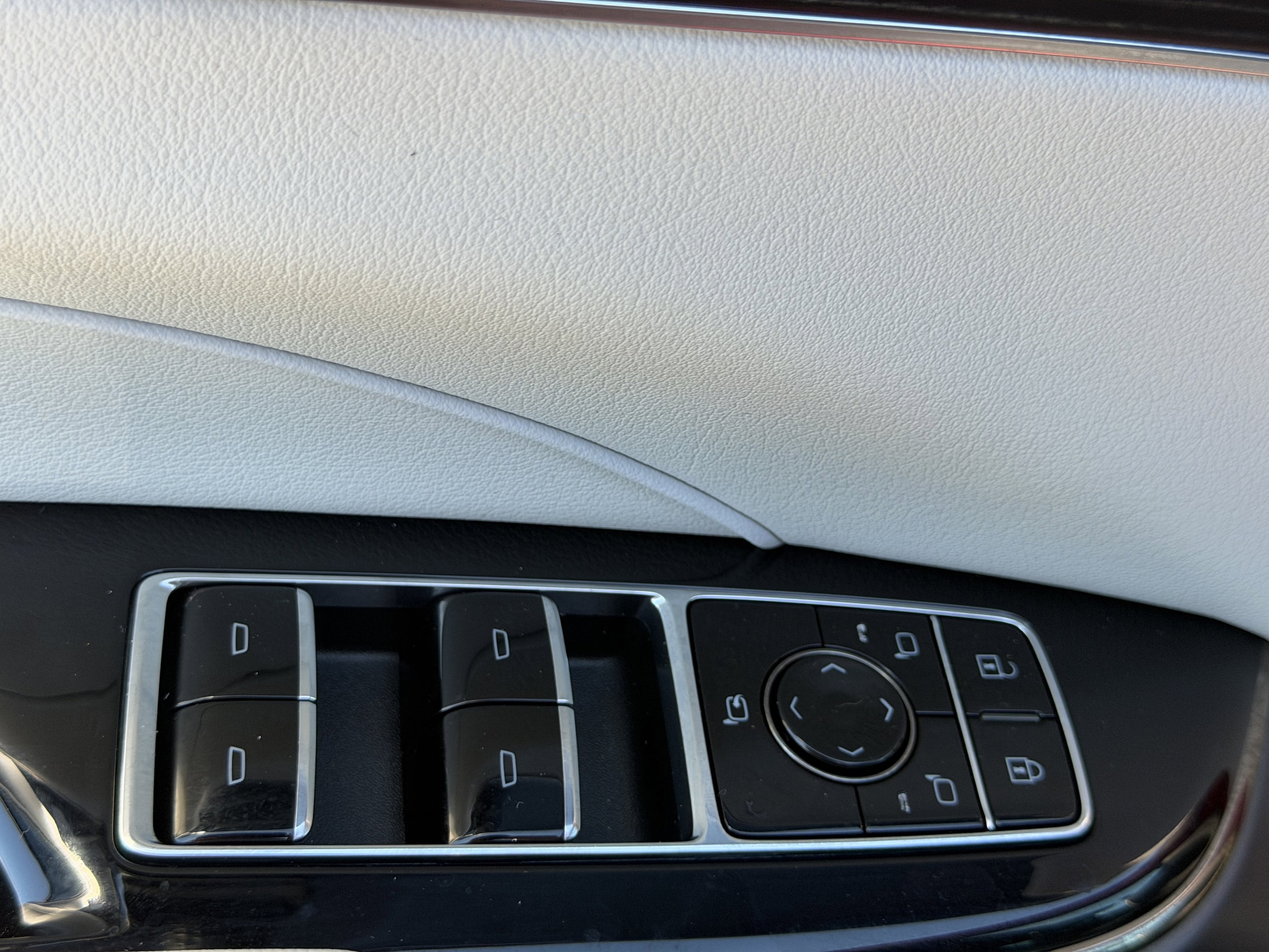 2026 Cadillac LYRIQ Luxury - Photo 18