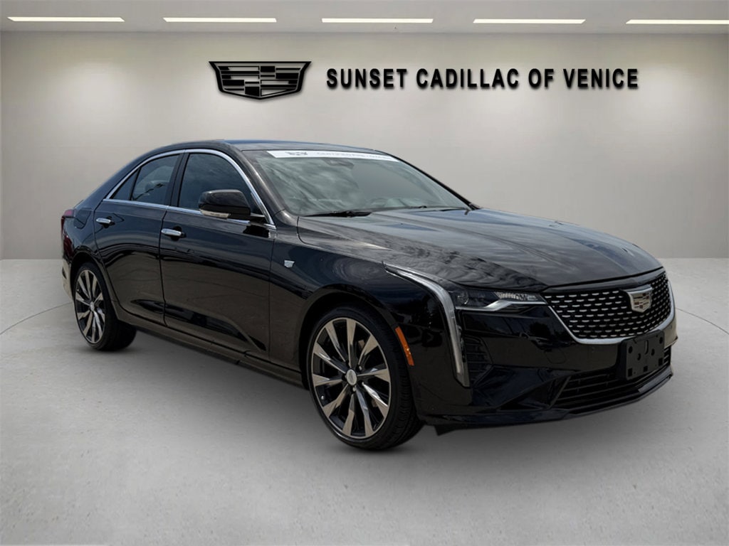 2023 Cadillac CT4 Premium Luxury