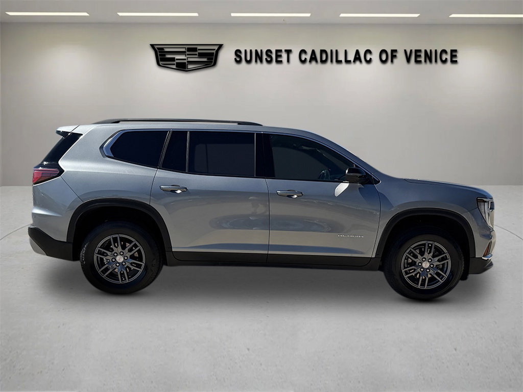 Used 2025 GMC Acadia Elevation SUV