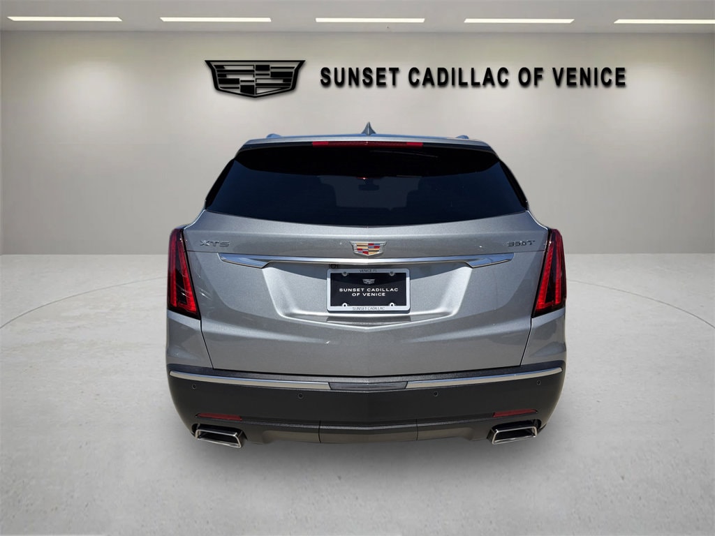 New 2026 CADILLAC XT5 Luxury SUV