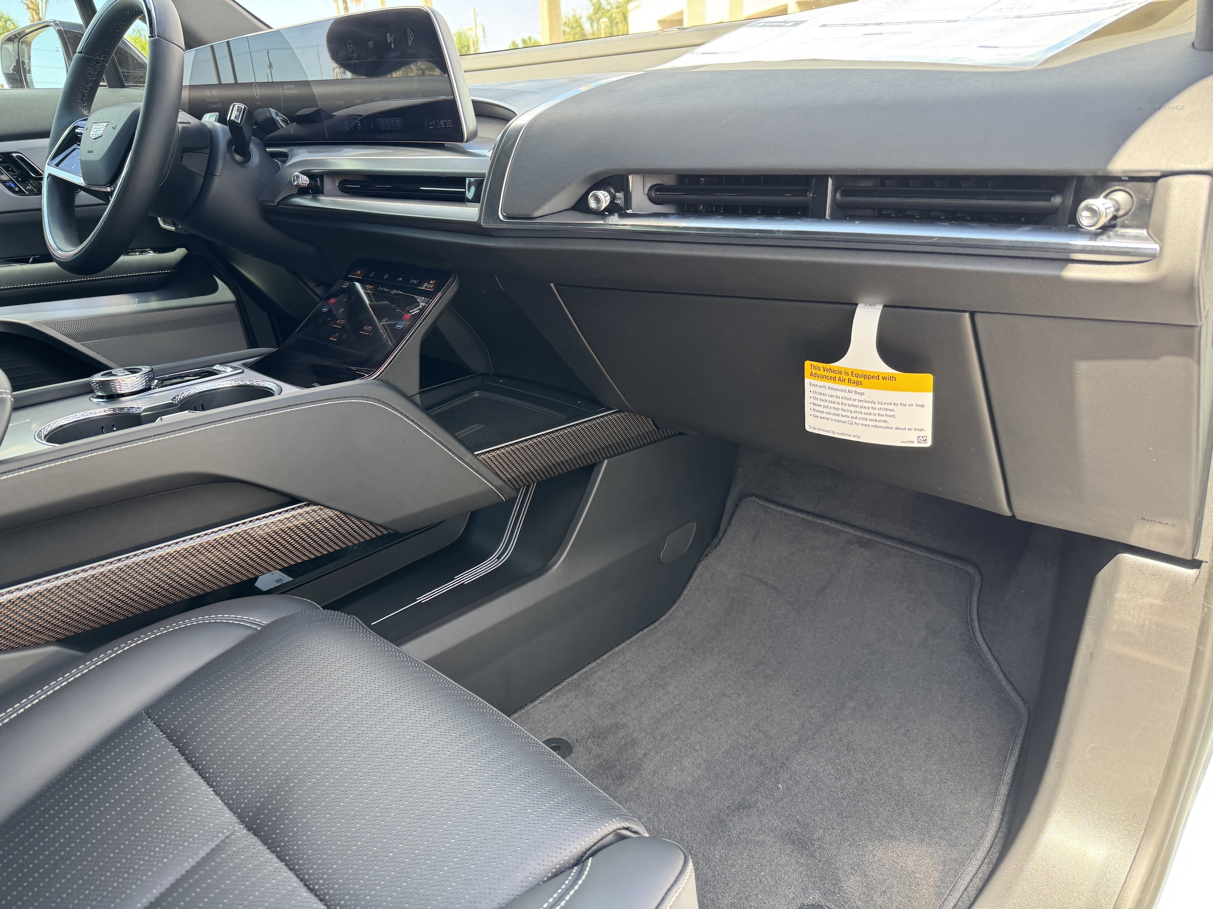 2026 Cadillac VISTIQ Sport - Photo 13