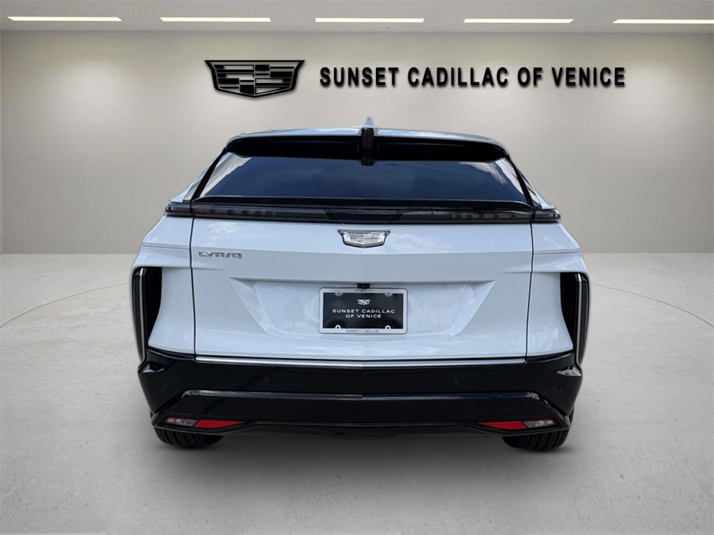 New 2027 CADILLAC LYRIQ Luxury SUV