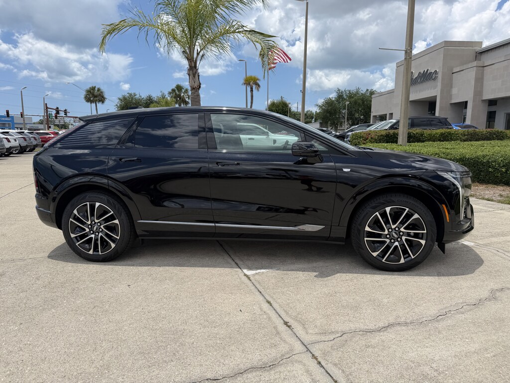 New 2026 CADILLAC OPTIQ Sport SUV
