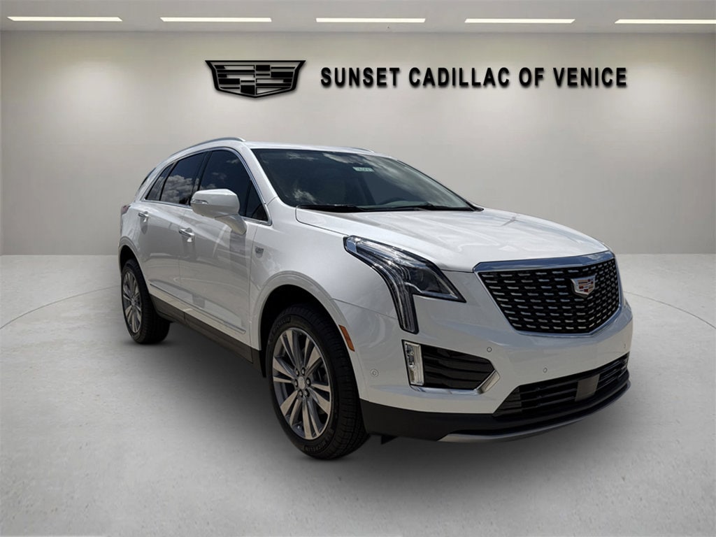 New 2026 CADILLAC XT5 Premium Luxury SUV